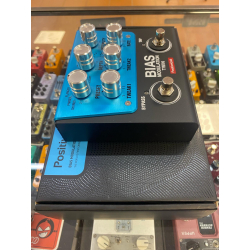Positive Grid Bias Modulation Twin, Pedale per chitarra con più modulazioni. MERULA Positive Grid Bias Modulation Twin, Pedale per chitarra con più modulazioni. MERULA