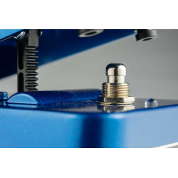 XOTIC - XW-2 WAH PEDAL METALLIC BLUE, Pedale Wah per chitarra, Merula. XOTIC - XW-2 WAH PEDAL METALLIC BLUE, Pedale Wah per chitarra, Merula.