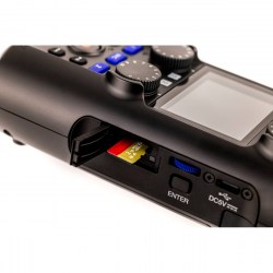 Zoom H5 Studio - registratore portatile con microfoni a condensatore Zoom H5 Studio - registratore portatile con microfoni a condensatore
